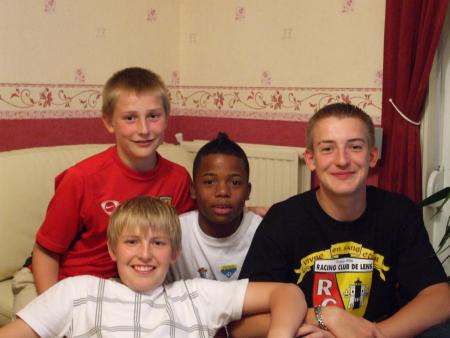 LES 4 GARCONS
